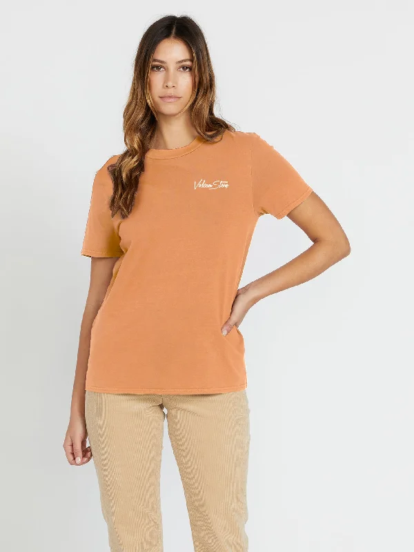 Stone Step Tee - Wild Ginger