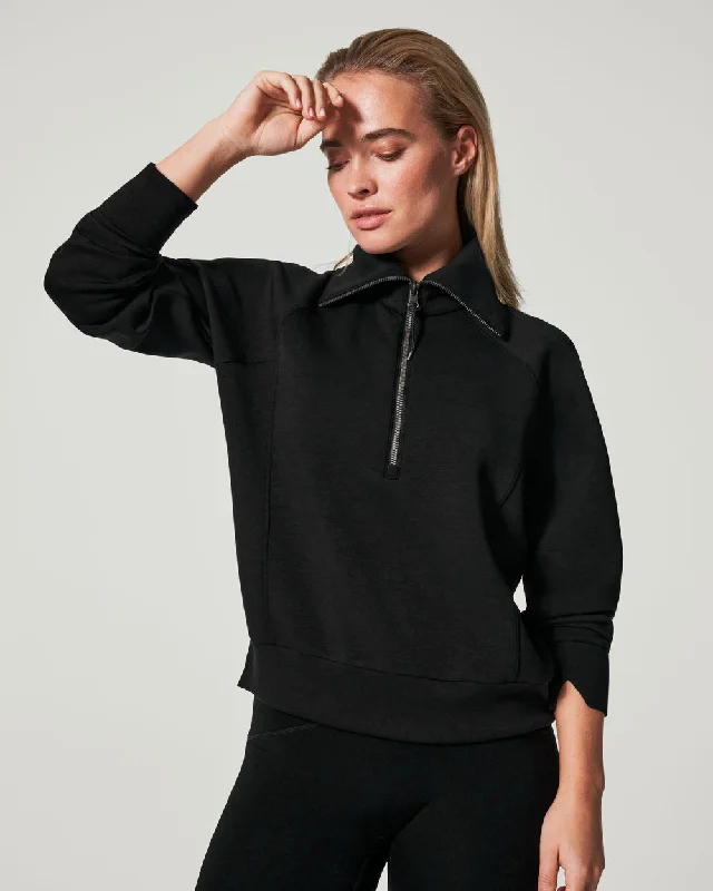 Air Essentials Half Zip in Black