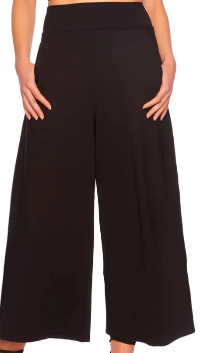 Susana Monaco Black Crop Pocket Pant